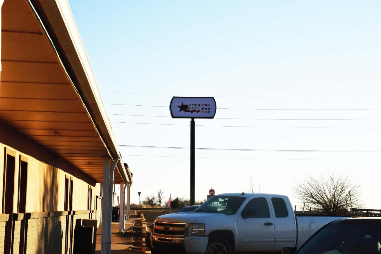 American Best Inn By Oyo I-35 Perry Near Lake Mcmurtry Eksteriør billede